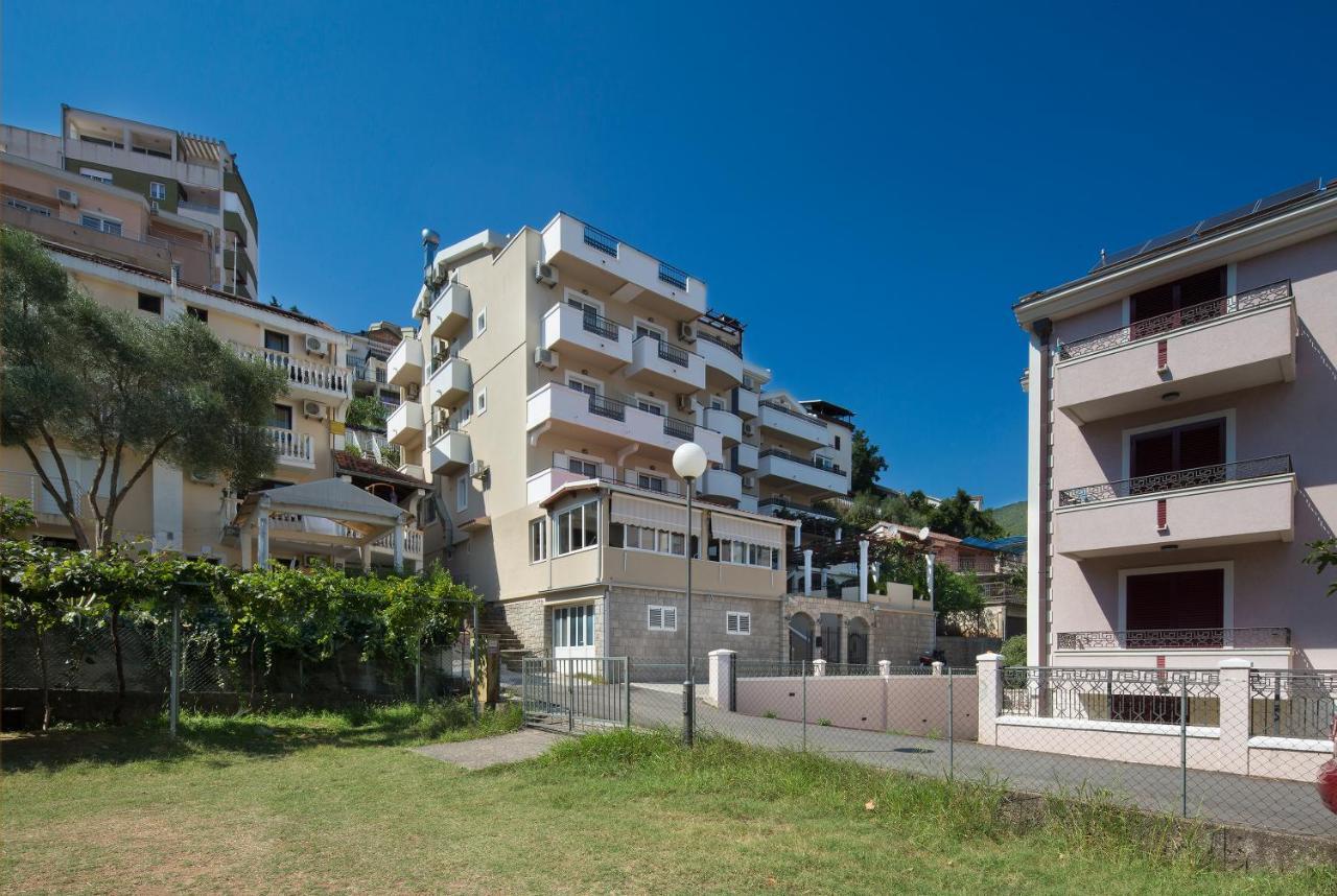 Villa Ljubanovic Budva Exterior photo